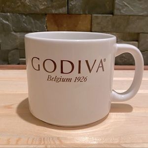 GODIVA • Hot Cocoa or Coffee Mug - 18 oz
